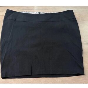 Torrid Womens Black Stretch Mini‎ Skirt Size 14 Back Zip work or casual